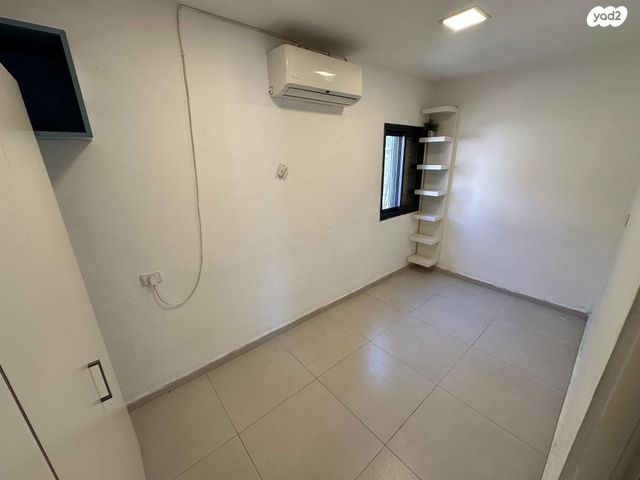 דירה, יהודה הלוי 42, שכונה ד', באר שבע