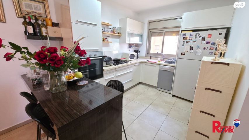 דירה, עוזי חיטמן 3, קרית אילון, חולון