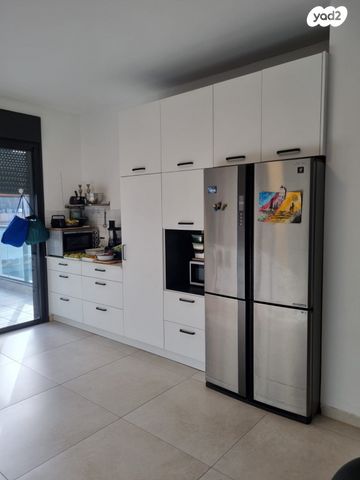 גג/ פנטהאוז, מור, אור ים, אור עקיבא