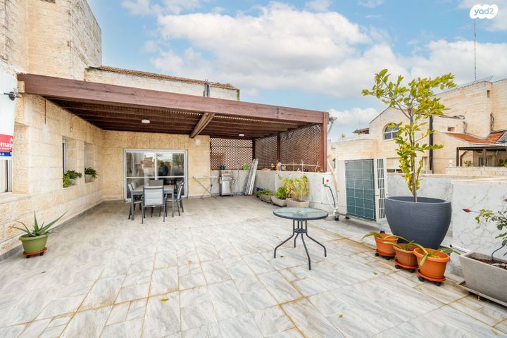 גג/ פנטהאוז, משה קול, בית הכרם, רמת בית הכרם, ירושלים