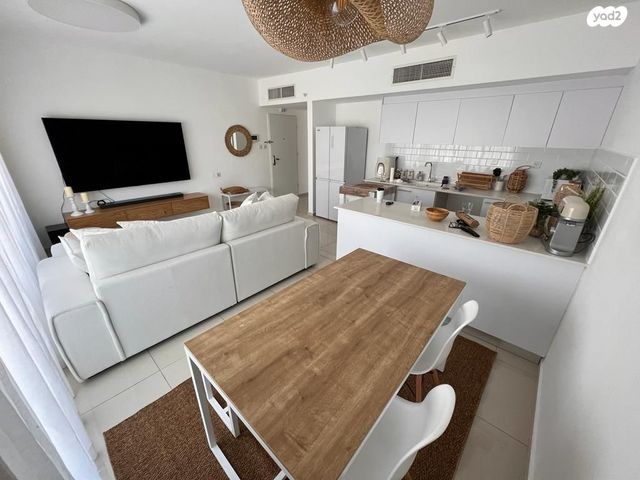 דירה, שדרות ששת הימים, הבשמים, שחמון, רובע 6, אילת