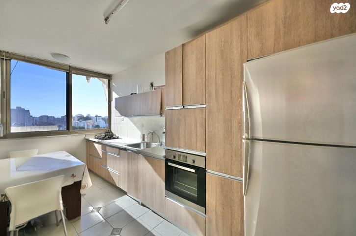 דירה, אחד העם, א' / צפון מזרח העיר, רחובות