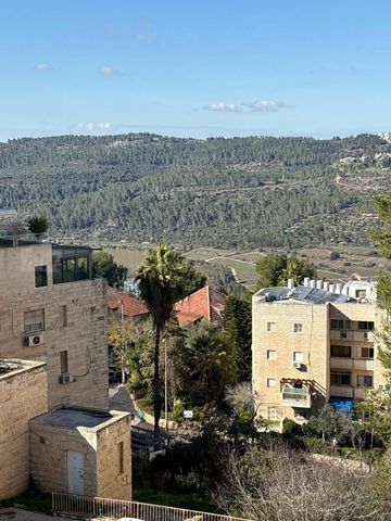 דירה למכירה בירושלים (תיווך) — 4