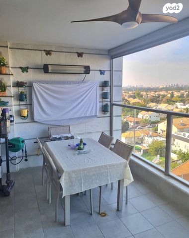 דירה, מקלב, יהוד מונוסון