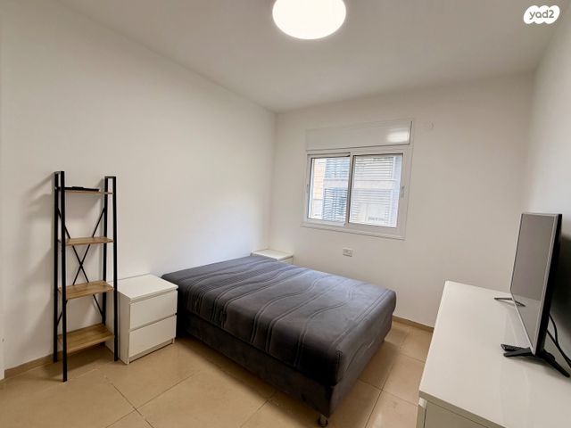 דירה, החרוב, טירת כרמל