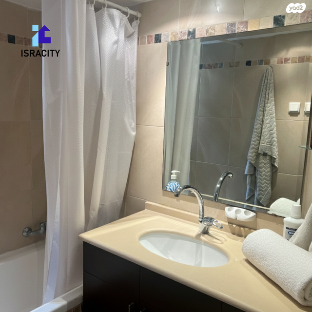 דירה, שדרות ירושלים, מרום נווה, רמת יצחק, רמת גן