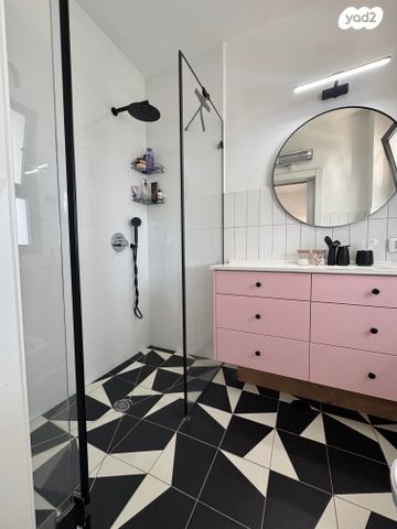 דירה, נווה זמר, רעננה