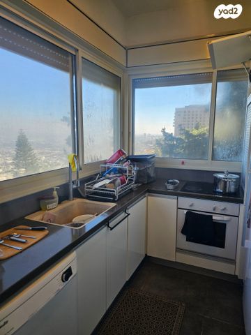 דירה, יפה נוף, כרמל מרכזי - שד' קיש, חיפה