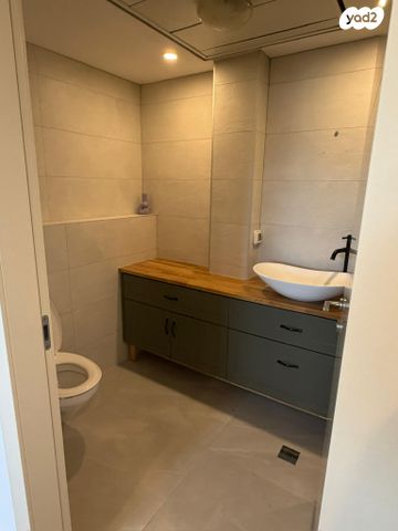 דירה, ניסים אלוני 16, צמרות איילון, פארק צמרת, תל אביב יפו