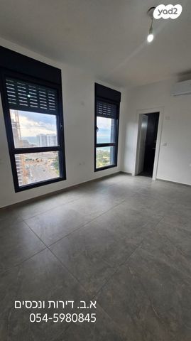 דירה, יהורם גאון, דרום חדש, פארק הים, בת ים