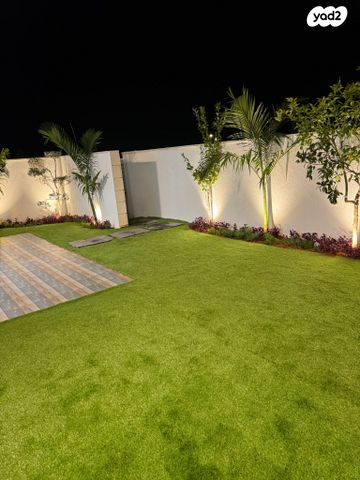 דירת גן, הגפן 4, קרית מלאכי