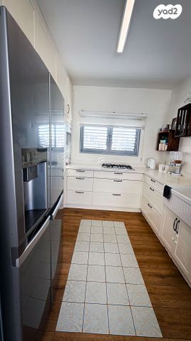 גג/ פנטהאוז, הרצל 21, בת ים