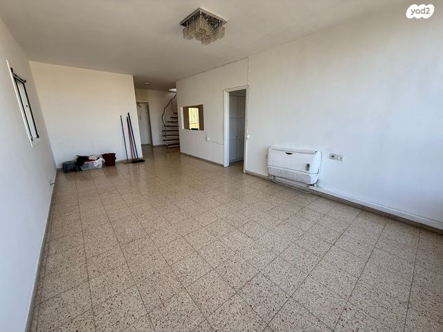 דופלקס, אוסישקין 32, הצפון הישן - צפון, תל אביב יפו