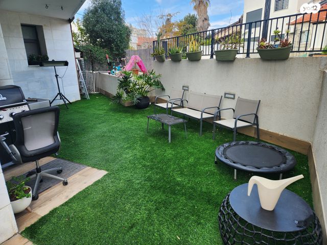 דירת גן, הארז, רסקו א', חולון