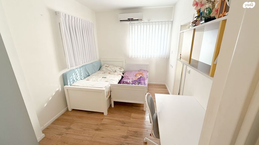 גג/ פנטהאוז, הרצל 21, בת ים