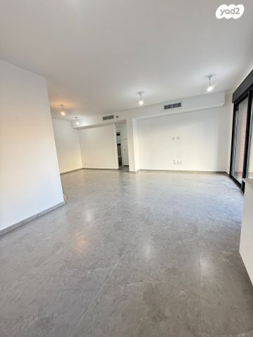 דירה, צה"ל 28, רמת ורבר, פתח תקווה