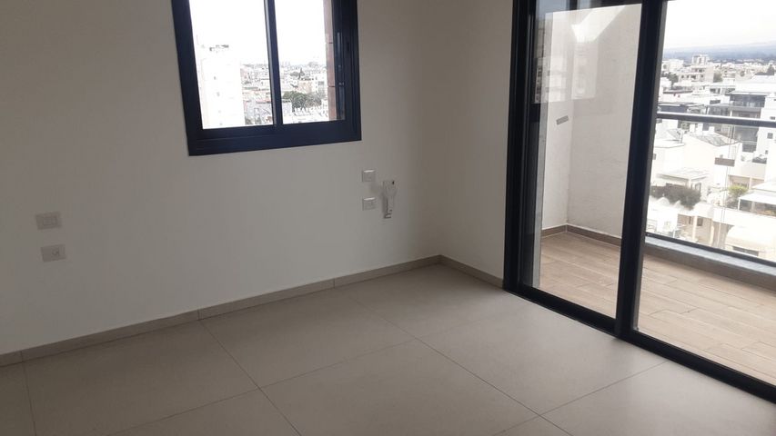 גג/ פנטהאוז, המרכז השקט / מרכז העיר, פתח תקווה