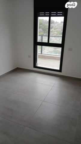 דירה, הרב גרוסמן ישראל 1, רמת אברהם, בית שמש