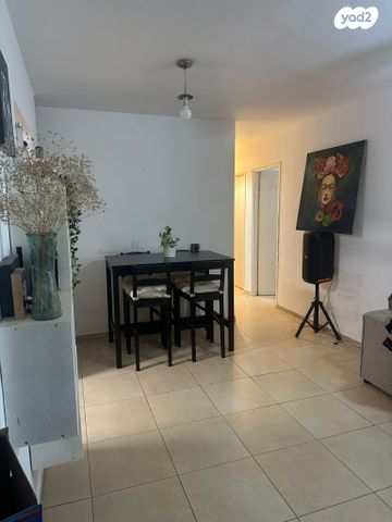 דירה, אופקים, גבעת עמוס, נשר