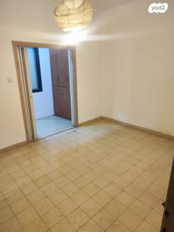 דירה, שדרות צה"ל 3, שיכון צבא קבע, קרית ים