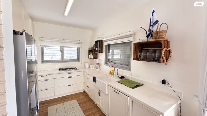 גג/ פנטהאוז, הרצל 21, בת ים