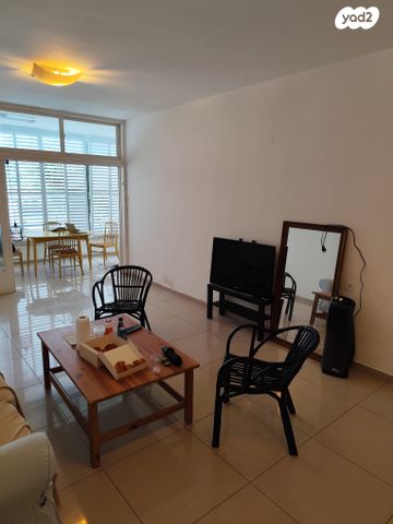 דירה, נתניה