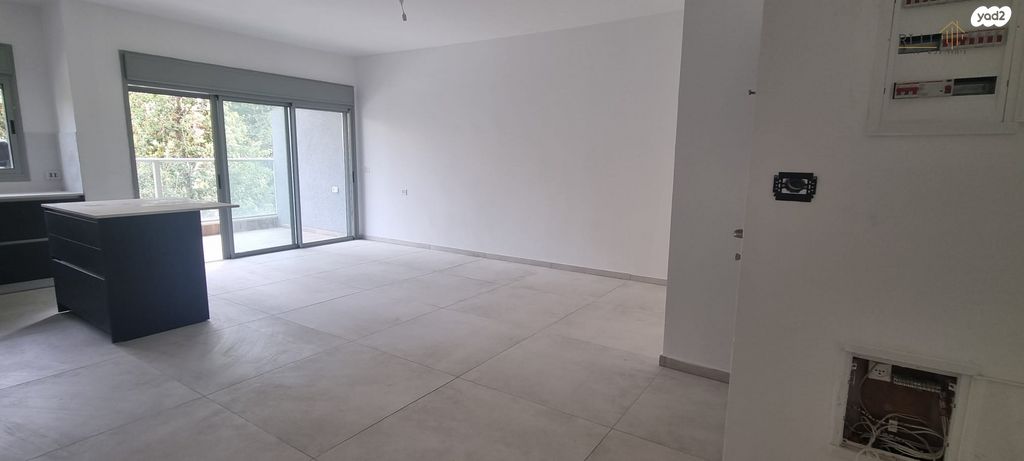 דירה, ז'בוטינסקי, מרכז דרום, רעננה