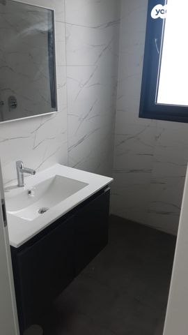 גג/ פנטהאוז, המרכז השקט / מרכז העיר, פתח תקווה