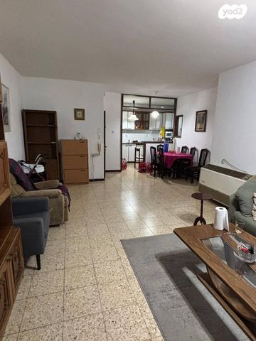 דירה, תל חי, אברמוביץ', ראשון לציון