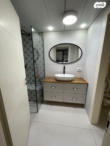 דירה, ניסים אלוני 16, צמרות איילון, פארק צמרת, תל אביב יפו