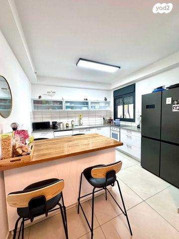 חיה רוזנטל-חביליו 