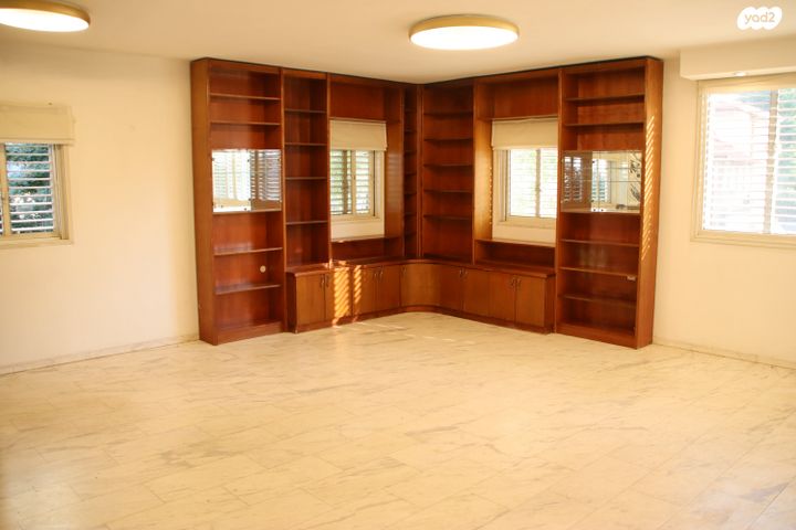 הרמן צבי שפירא 