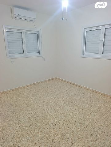 דירה, ש"י, א' / צפון מזרח העיר, רחובות