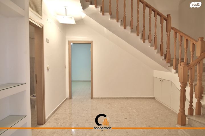 גג/ פנטהאוז, יצחק בן צבי 10, נווה גנים, קרית מוצקין