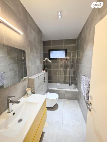 גג/ פנטהאוז, מרכז דרום, רעננה