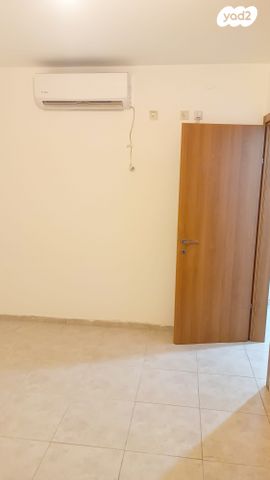 דירה, חגי, נאות יהודית ונווה ארזים, חולון