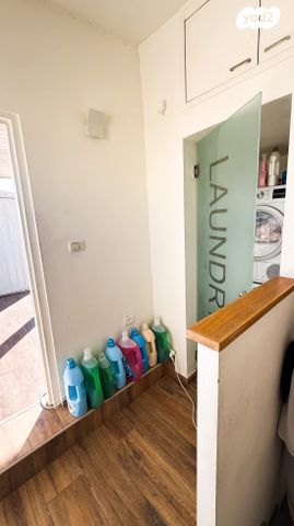 גג/ פנטהאוז, הרצל 21, בת ים