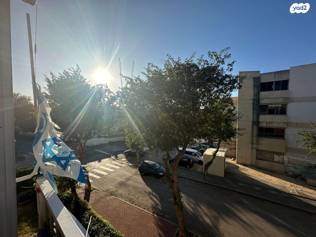 דירה, הרצליה