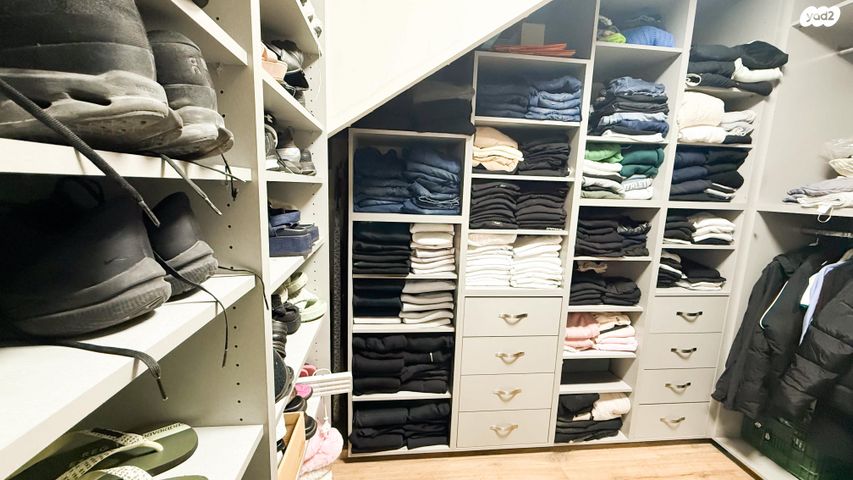 גג/ פנטהאוז, הרצל 21, בת ים