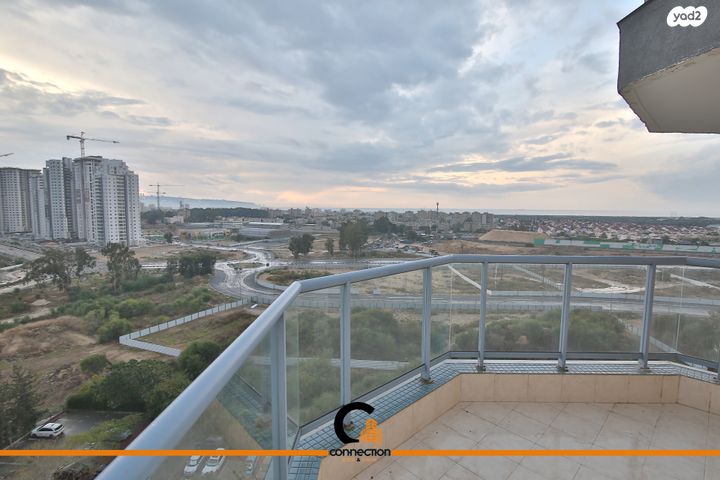 גג/ פנטהאוז, יצחק בן צבי 10, נווה גנים, קרית מוצקין