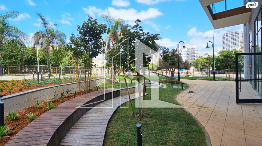 גג/ פנטהאוז, הרב הרצוג, צפון מערב מרכז העיר, נתניה