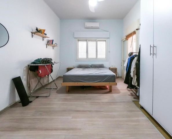 דירה, יונה הנביא 33, כרם התימנים, תל אביב יפו