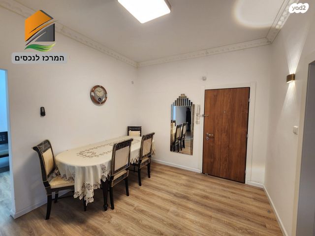 דירה, א' / צפון מזרח העיר, רחובות