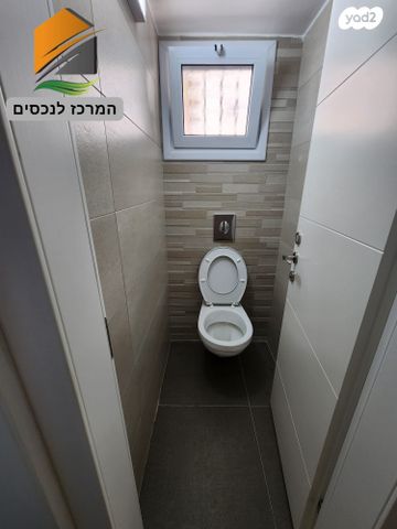 דירה, א' / צפון מזרח העיר, רחובות