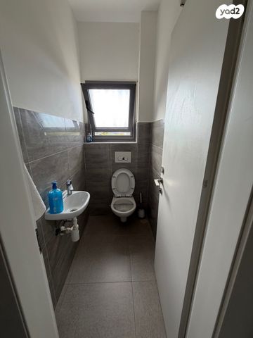 דירה, אריאל שרון, נווה שרון / שער העיר, נתיבות