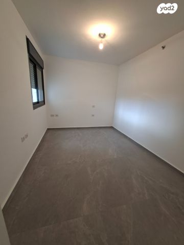 דירה, ירושלים 12, שאר העיר, גבעת שמואל