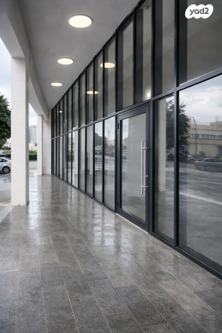 חנויות/ שטח מסחרי