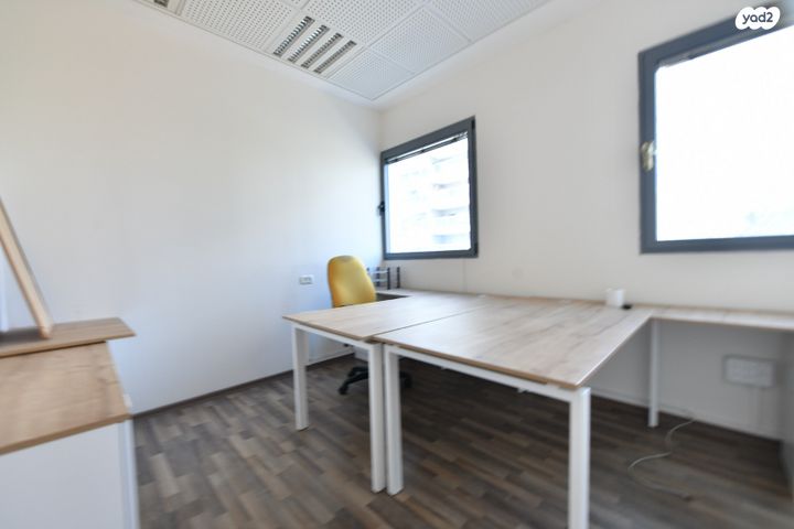 משרדים, יהוד מונוסון