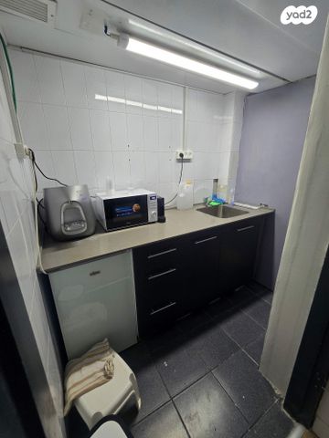 חנויות/ שטח מסחרי, יוסף לישנסקי 27, מב"ת מערב, אזור תעשייה חדש, ראשון לציון