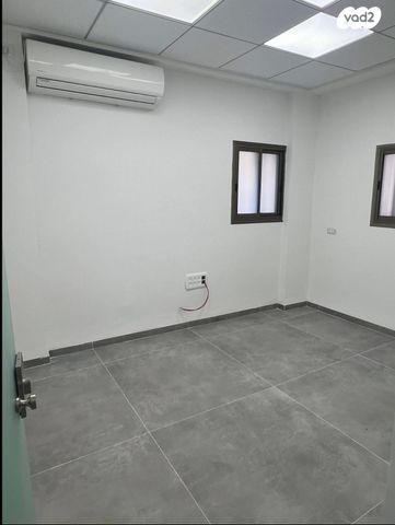 משרדים, שדרות גושן, מוצקין הותיקה, קרית מוצקין